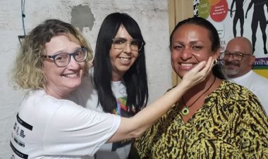 O espaço político também é feminino e transvestigênere